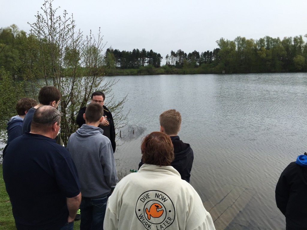 Briefing am See